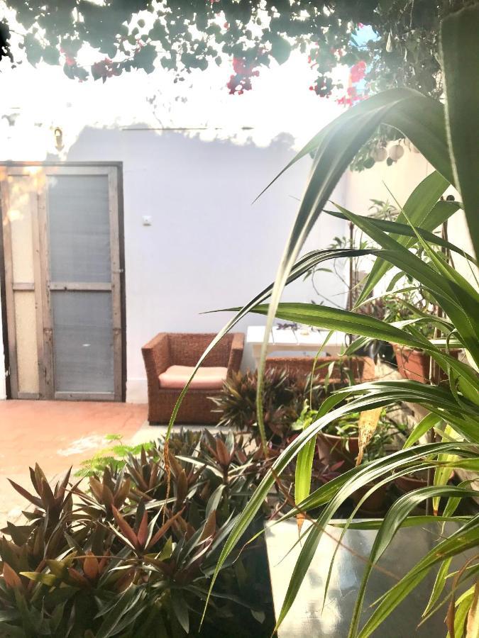 Syds Beach House Praia Buitenkant foto