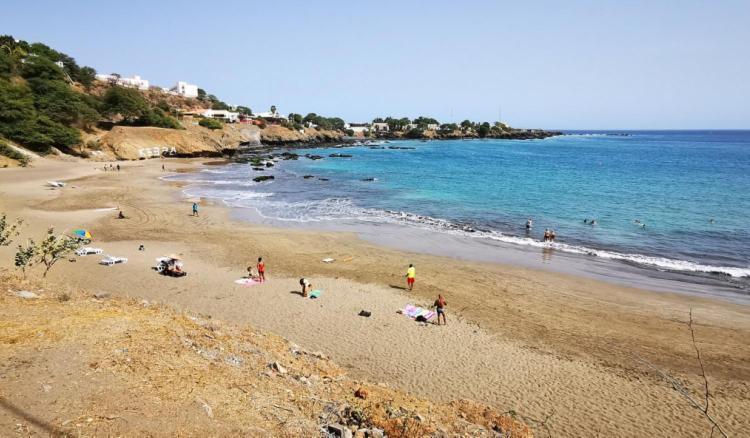 Syds Beach House Praia Buitenkant foto
